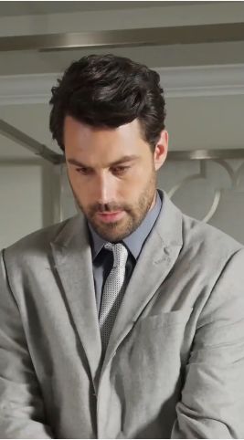 她藏起孕肚離職，禁欲上司急瘋了(全集)